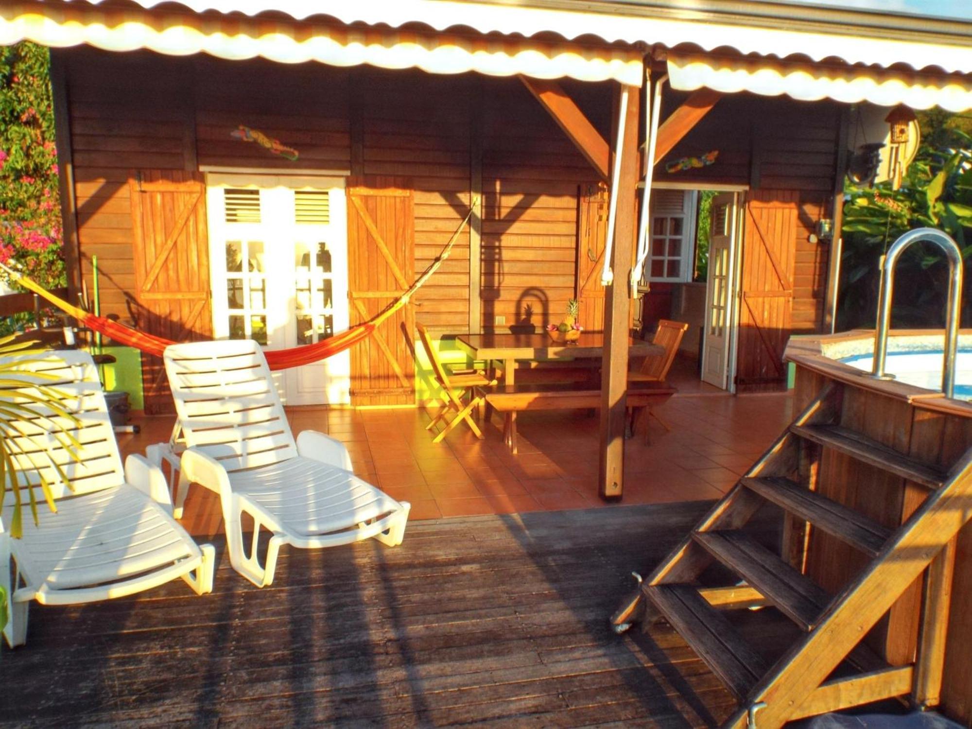 Villa De 2 Avec Vue Sur La Piscine Privee Et Jardin Clos A Noire A 3 Km De La